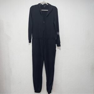 Beyond Yoga Ski Weekend Jumpsuit in Black Half Zip Fitted Waist Cozy Medium